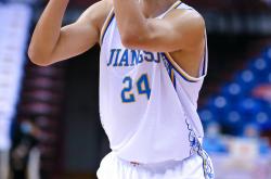 开云体育平台APP-包含奥运篮球赛场上，荷兰男队不甘示弱，突破困境的词条