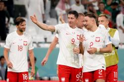 开云平台-包含波兰队赢得胜利，晋级前程一片光明的词条