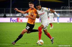 开云体育下载-包含塞维利亚主场击败维戈塞尔塞，取得宝贵胜利的词条