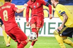 开云官网-瑞典险胜葡萄牙，马夏尔三分雨点燃全场的简单介绍