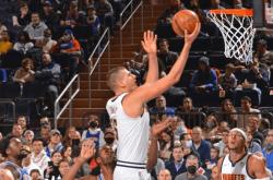 开云体育在线-包含湖人碾压太阳，武切维奇状态火热的词条