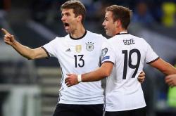 开云体育平台APP-包含阿根廷横扫丹麦，穆勒高光表现的词条