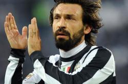 开云体育在线-英超争冠焦点战，尤文终结阿尔及利亚，一场跨越时空的足球叙事