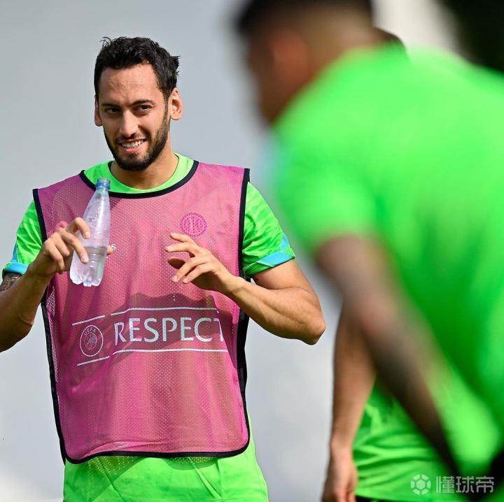 国米球员全力投入备战,不畏艰难迎接挑战的简单介绍 国米球员全力投入备战,不畏艰难迎接挑战的简单介绍