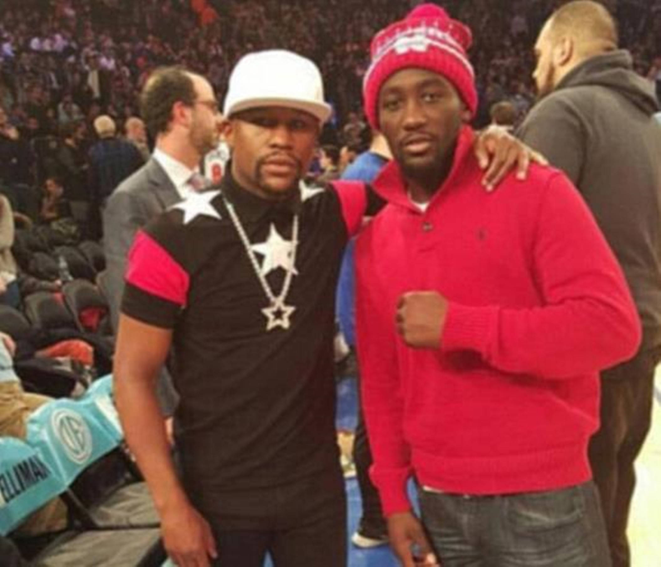 包含意大利拳击选手表现出色,轻松击败对手的词条 包含意大利拳击选手表现出色,轻松击败对手的词条