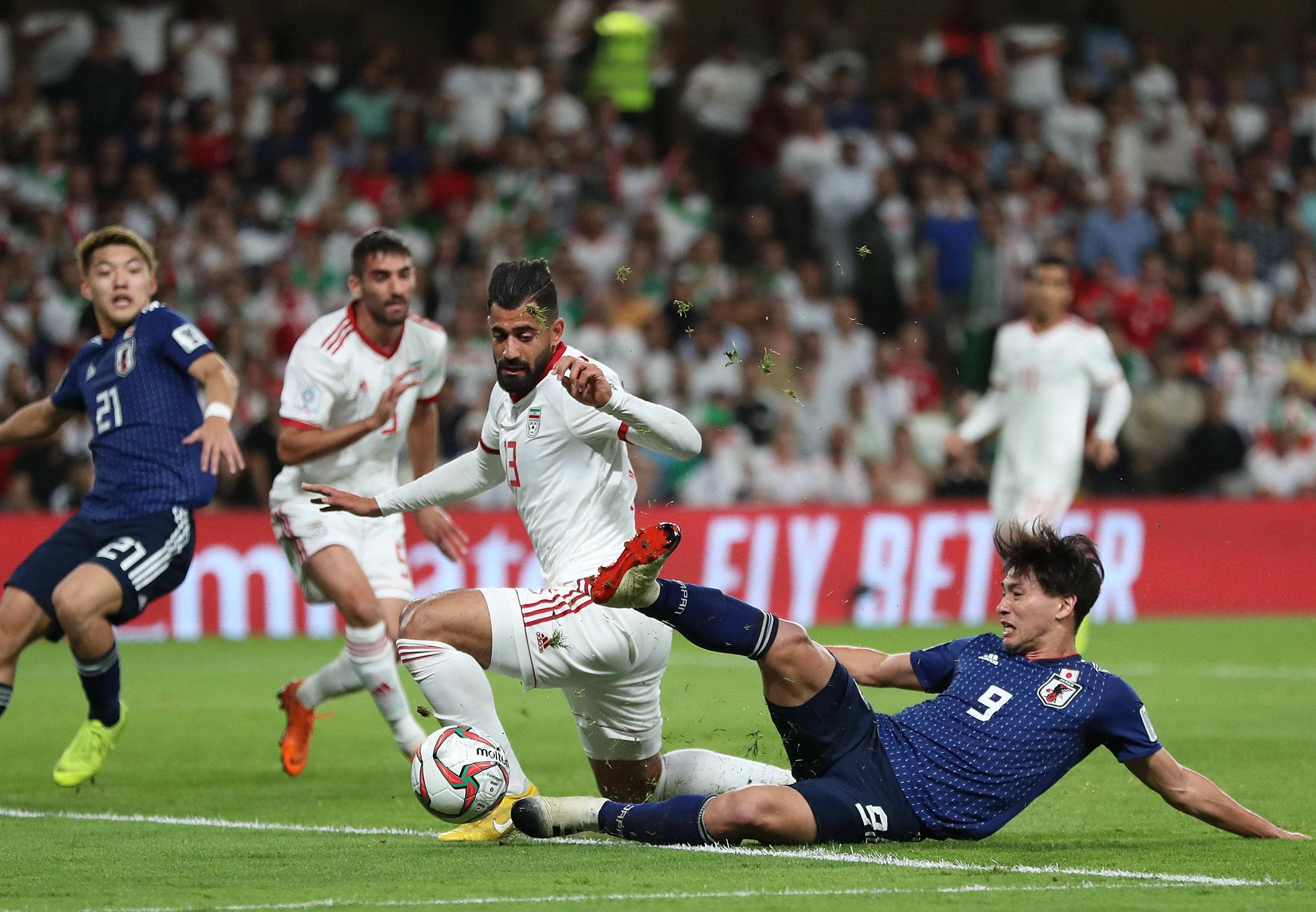 一场备受瞩目的国际足球赛事即将拉开帷幕的简单介绍