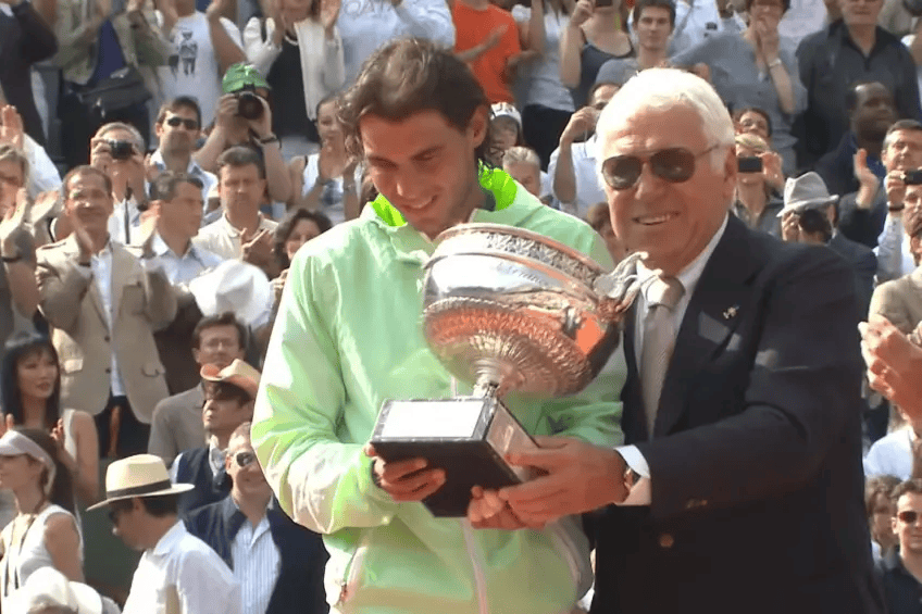 日本网球队险胜意大利网球队，纳达尔一己之力扛起全队的简单介绍