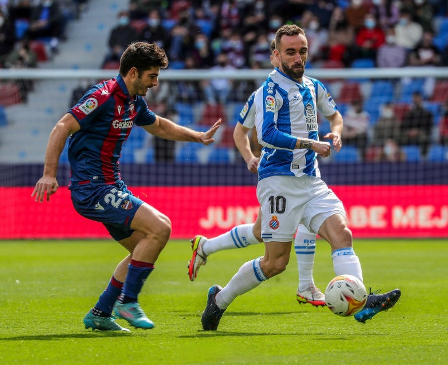 关于莱加内斯主场击败莱万特，成功升级的信息