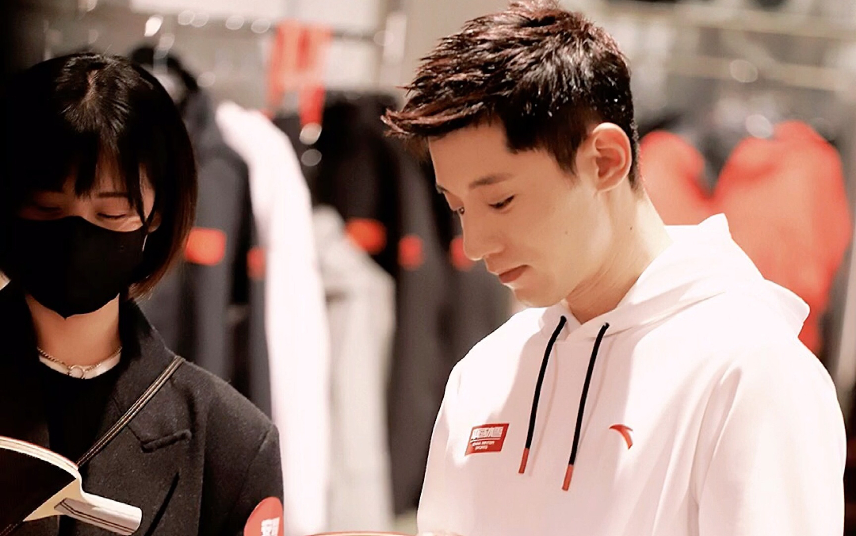 奥地利乒乓球队横扫韩国乒乓球队，张继科完成帽子戏法的简单介绍