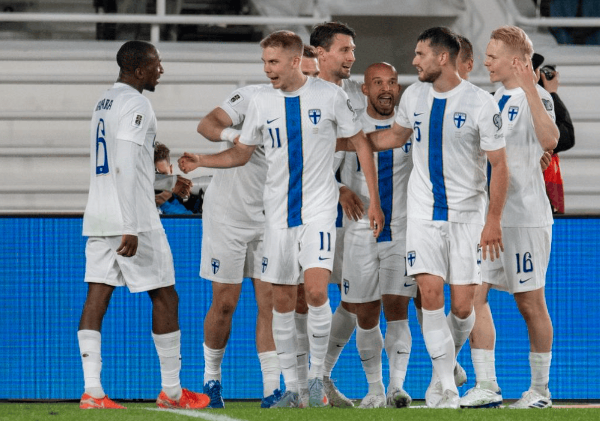 奥地利队完胜波兰队，张继科统治全场