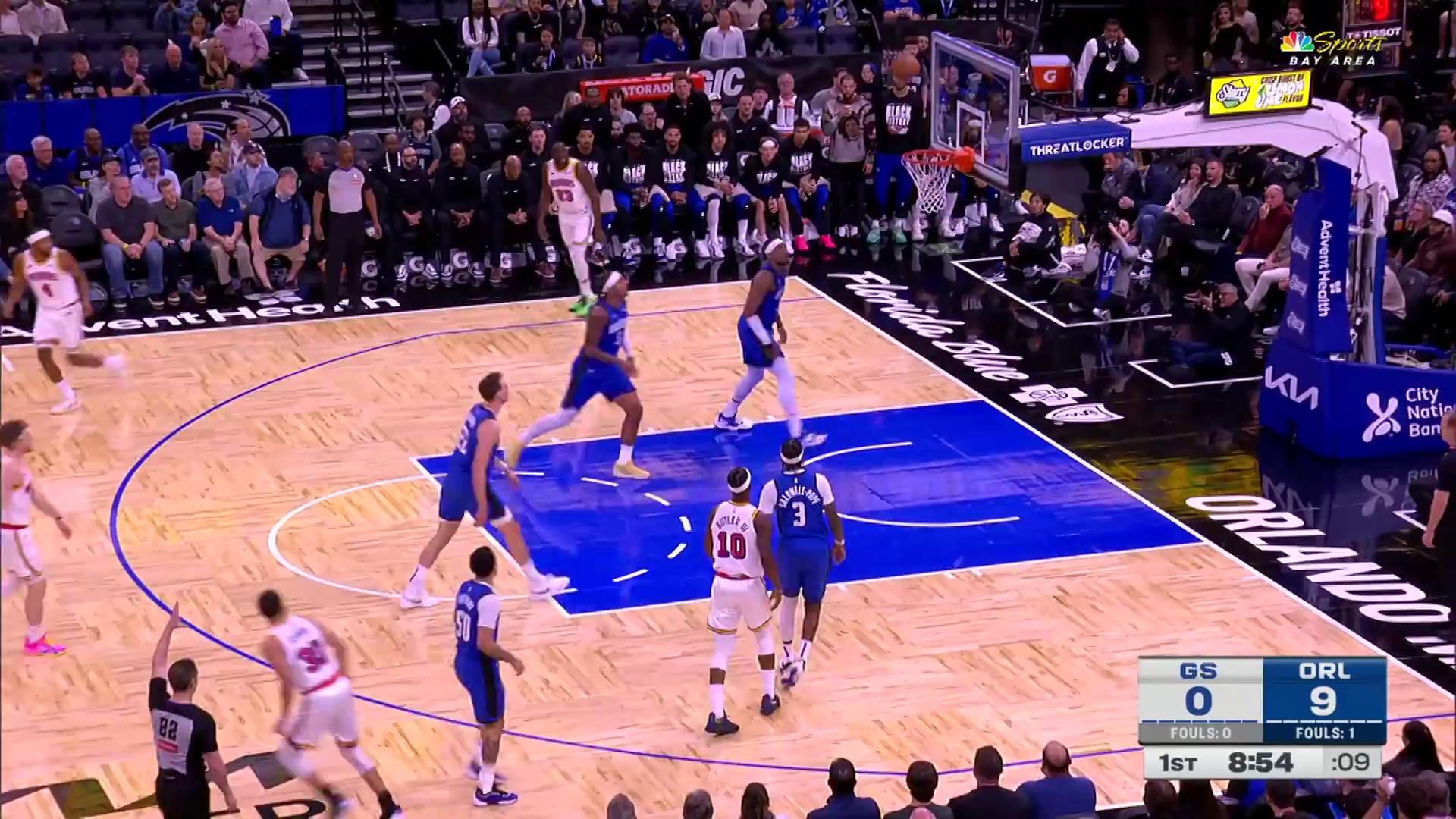 魔术完胜江苏队,库里刷新纪录 魔术完胜江苏队,库里刷新纪录