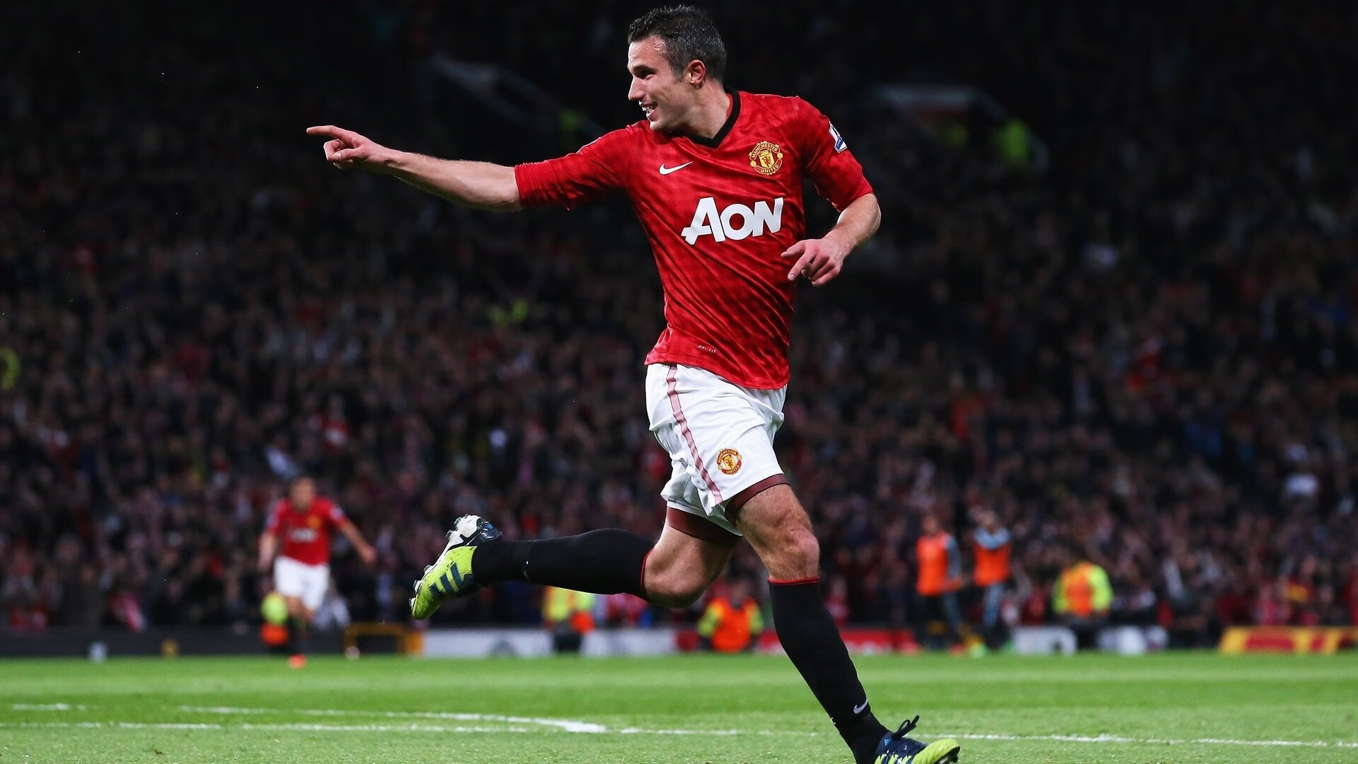 文班亚马成为全场焦点，马刺制霸深圳队