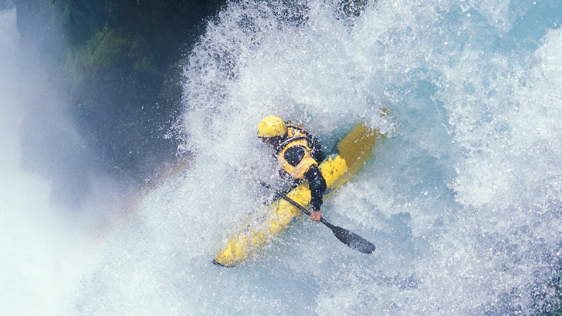 逆袭之夜,索伯轻取红牛,维斯塔潘点燃赛场